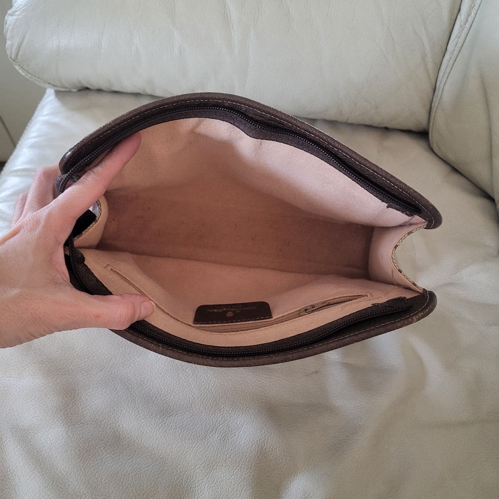 Vintage Gucci clutch - Picture 7 of 16